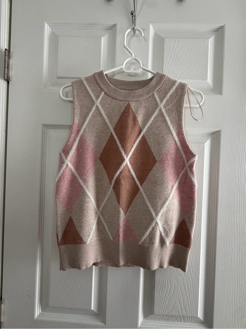 Cynthia Rowley Beige Pink and Brown Argyle Sleeveless  Sweater Vest